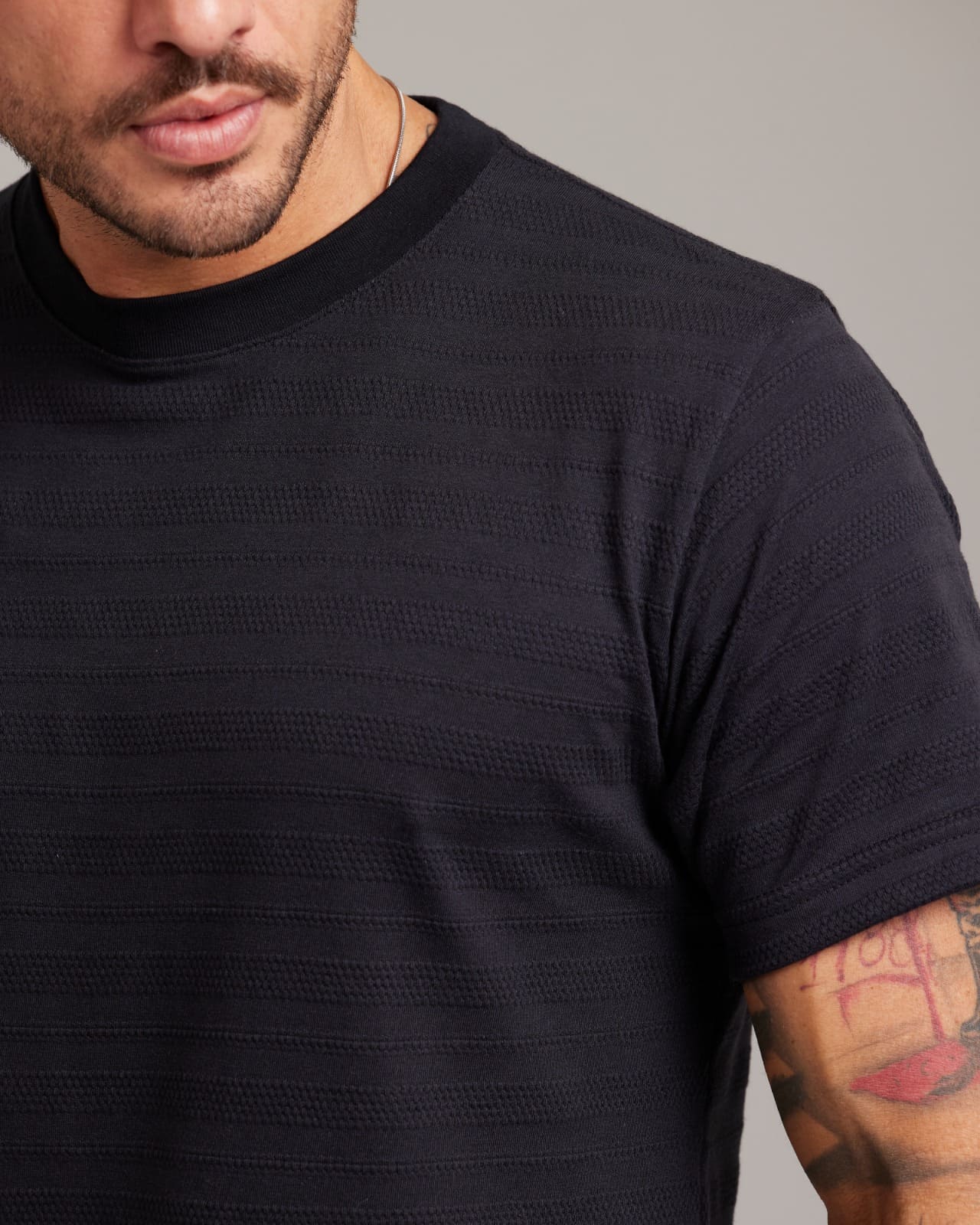 Camiseta Waffle Knit Texture Preto — Lunfe Têxtil — foto 4