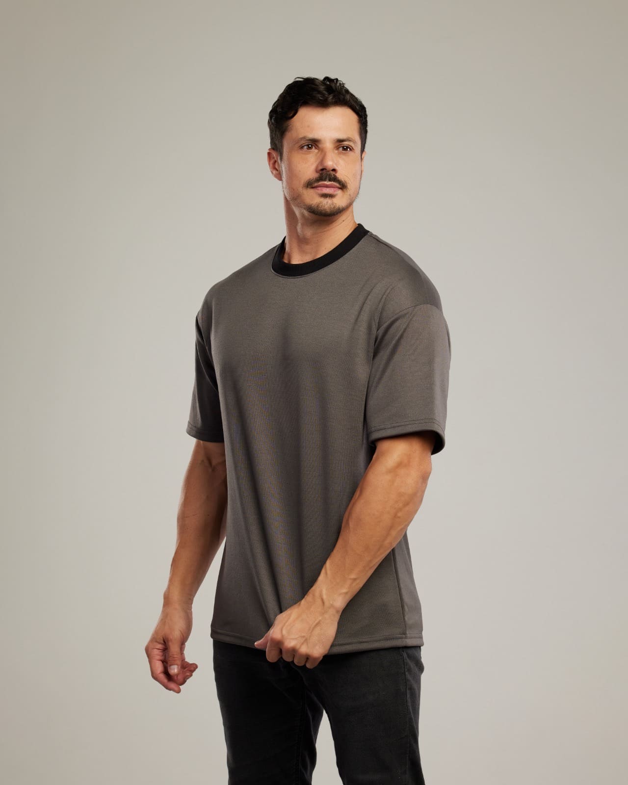 Camiseta Oversized Duo — Lunfe Têxtil — foto 2
