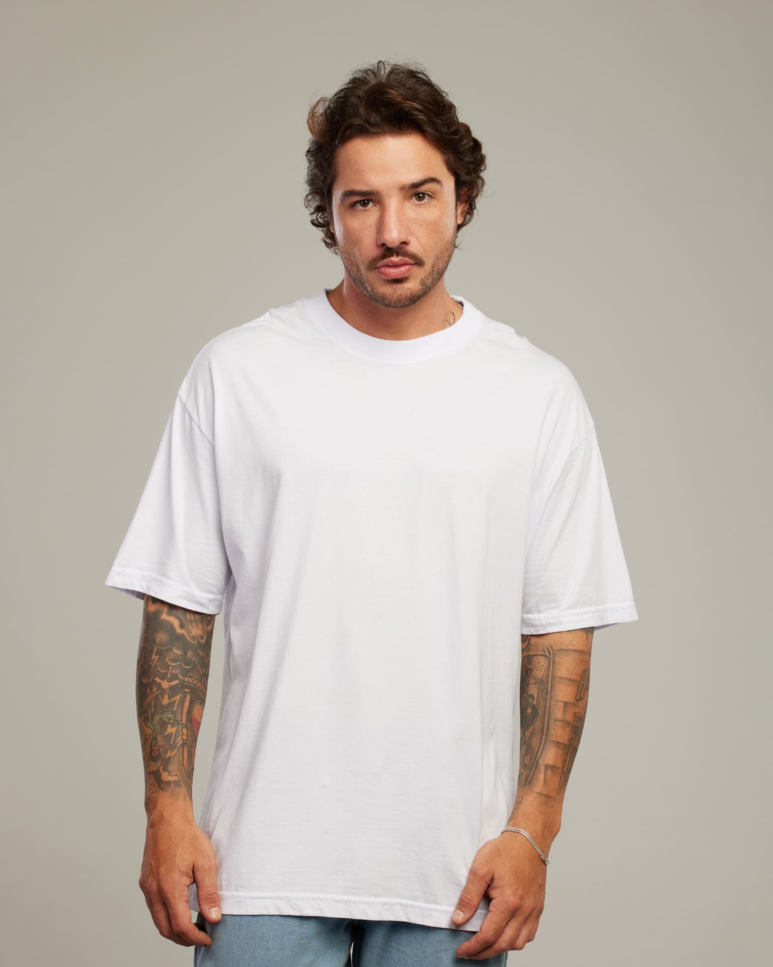 Camiseta Oversized Drop Shoulder Branco — Lunfe Têxtil — foto 6
